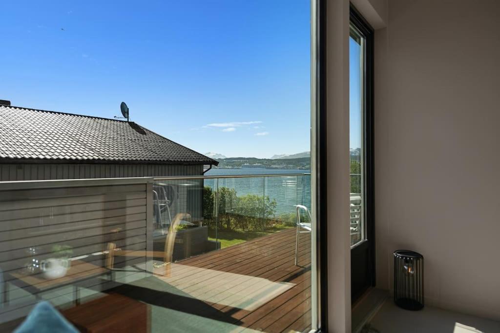 Seaview Studio W/Terrace&Parking Tromsø Exterior foto